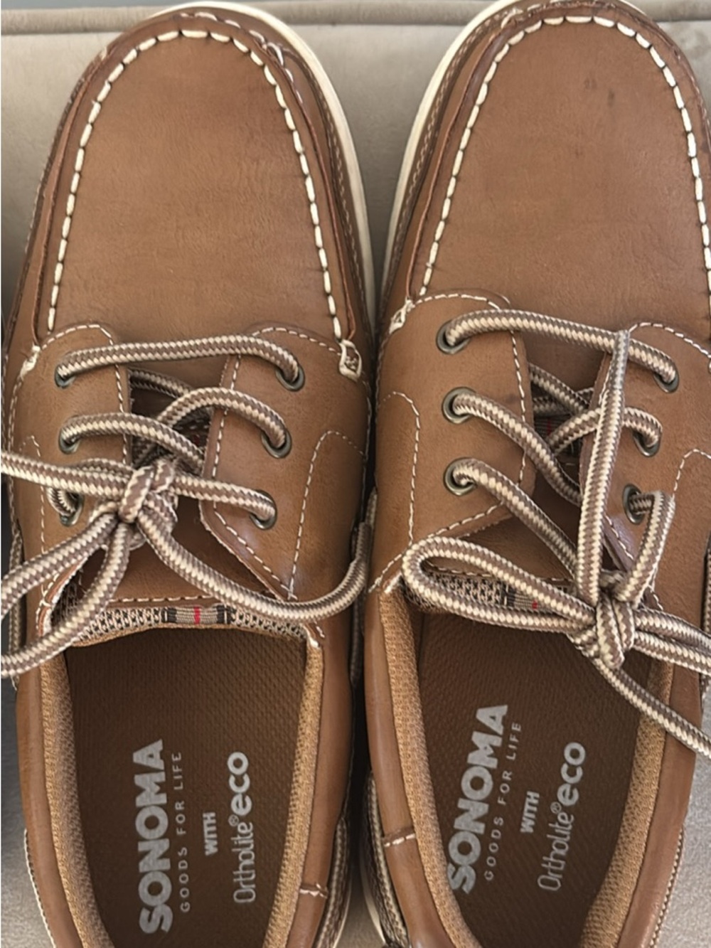Sonoma Tan Leather-Look Men's Boat Shoes with Contrast Stitching